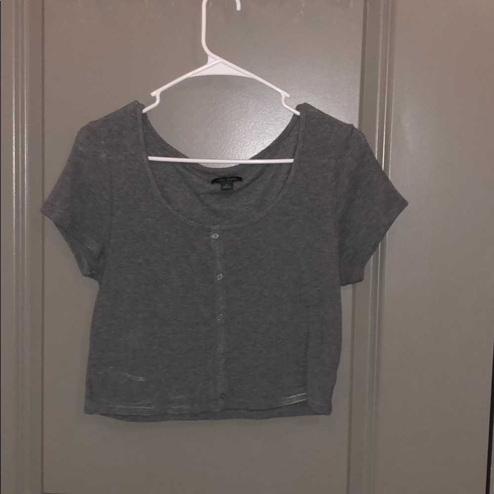 Grey distressed cropped top
